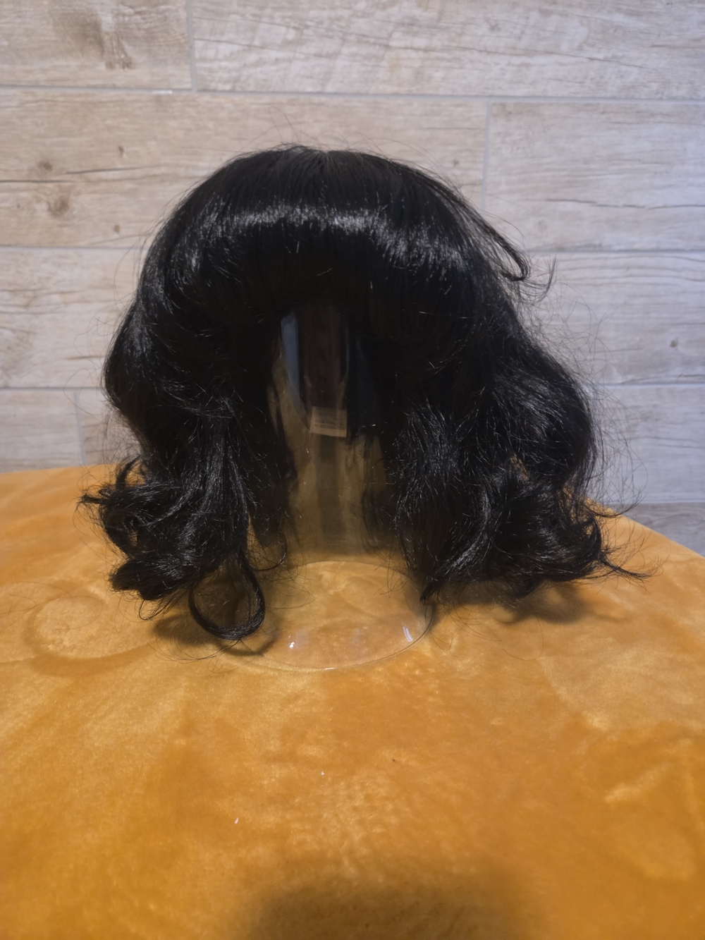 Black Short Wavy Wig with Bangs - Women Hair